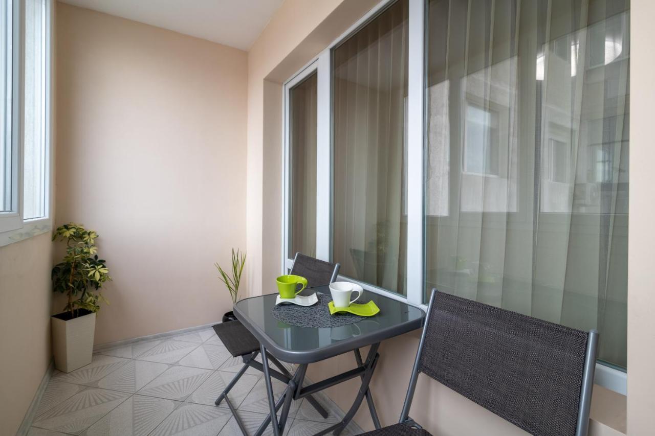 Bgapartments - Momina Salza Varna Esterno foto